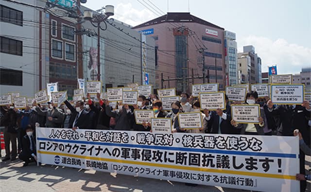 女性 者 的 ウクライナ 性 労働 ウクライナ東部で育つということ